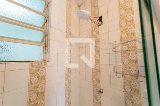 Banheiro de apartamento à venda com 2 quartos, 66m² em Centro, Belo Horizonte