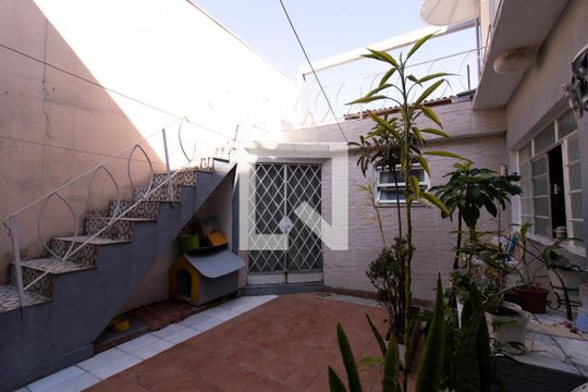 Quintal de casa à venda com 3 quartos, 230m² em Nossa Senhora do O, São Paulo