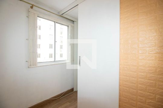 Quarto 1 de apartamento à venda com 2 quartos, 40m² em Protásio Alves, Porto Alegre