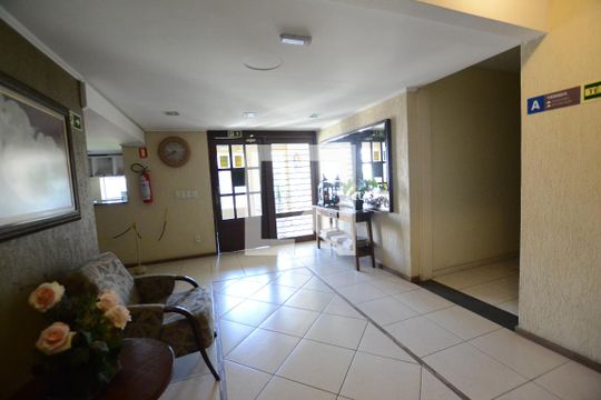 Hall de Entrada de apartamento à venda com 1 quarto, 50m² em Santa Tereza, Porto Alegre