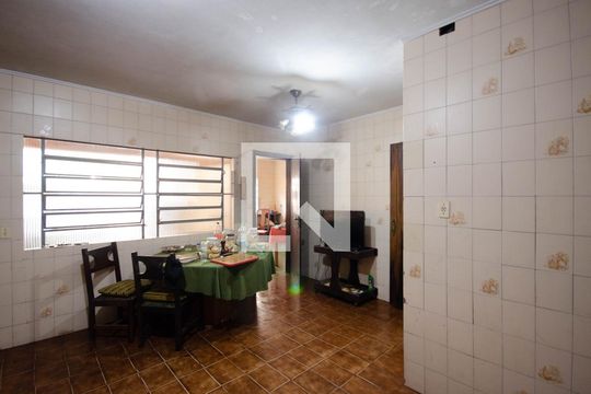 Cozinha de casa à venda com 4 quartos, 356m² em Nonoai, Porto Alegre