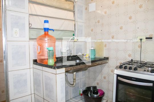 Cozinha 2 de casa à venda com 5 quartos, 125m² em Jardim Modelo, São Paulo