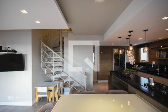 Apartamento à venda com 2 quartos, 96m² em Jardim Londrina, São Paulo