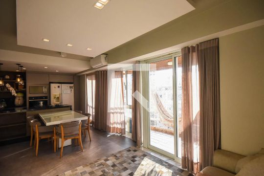 Sala de apartamento à venda com 2 quartos, 96m² em Jardim Londrina, São Paulo