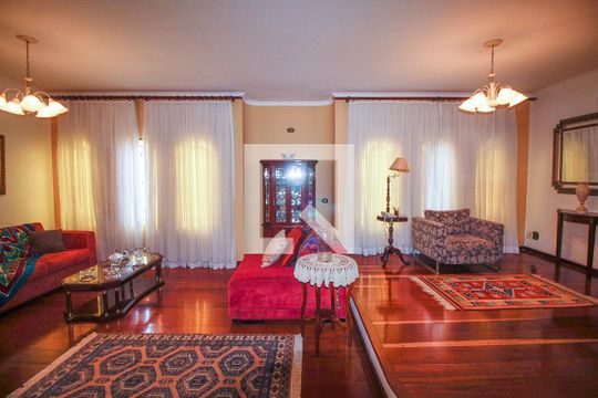 Sala de Estar de casa à venda com 5 quartos, 301m² em Vila Darli, São Paulo