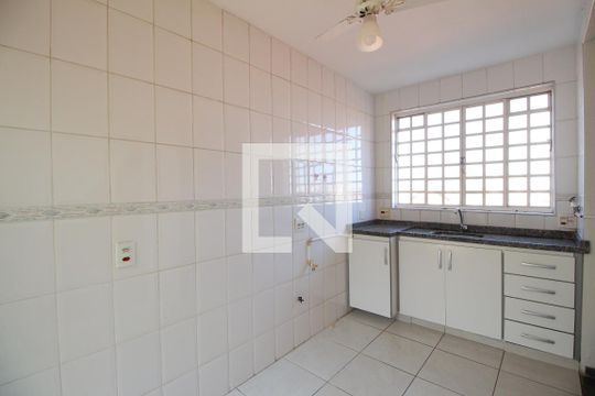 Cozinha de casa à venda com 4 quartos, 145m² em Jardim Guarani, Campinas