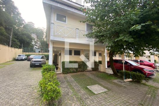 Fachada de casa para alugar com 4 quartos, 153m² em Jardim Ampliação, São Paulo