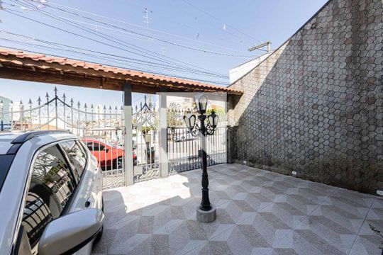 Garagem de casa à venda com 3 quartos, 180m² em Vila Carrao, São Paulo