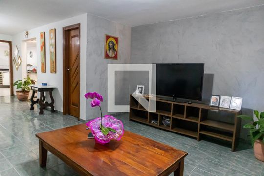 Sala de casa à venda com 3 quartos, 186m² em Vila Guilherme, São Paulo