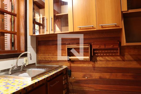 Cozinha de casa à venda com 2 quartos, 1400m² em Rondônia, Novo Hamburgo