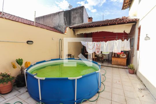 Lavanderia / Area Gourmet de casa à venda com 5 quartos, 230m² em Jardim Ester, São Paulo