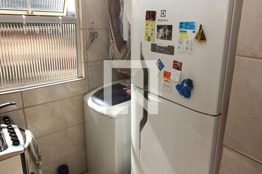 Cozinha e Área de Serviço de apartamento à venda com 2 quartos, 60m² em Partenon, Porto Alegre