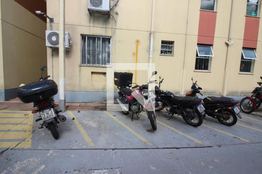 Garagem de apartamento à venda com 2 quartos, 60m² em Partenon, Porto Alegre