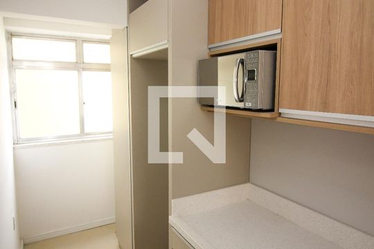 Cozinha de apartamento para alugar com 4 quartos, 230m² em Centro Histórico, Porto Alegre