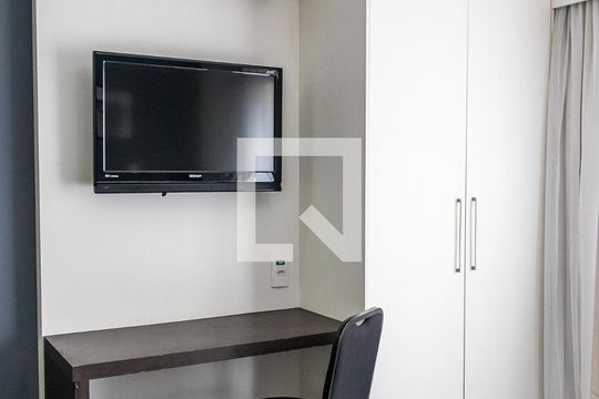Quarto de apartamento para alugar com 1 quarto, 34m² em Pampulha, Belo Horizonte