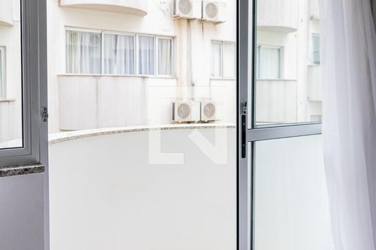 Varanda de apartamento para alugar com 1 quarto, 34m² em Pampulha, Belo Horizonte