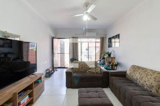 Sala de Estar de casa à venda com 3 quartos, 300m² em Casa Verde, São Paulo