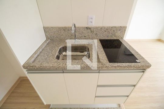 Studio de kitnet/studio para alugar com 1 quarto, 27m² em Liberdade, São Paulo