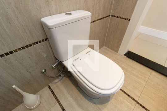 Lavabo de casa para alugar com 3 quartos, 255m² em Jardim Brasil (zona Norte), São Paulo