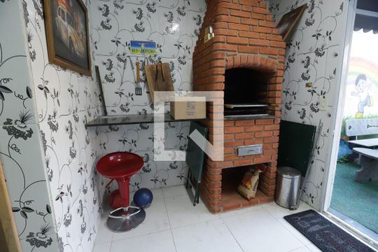 Churrasqueira de casa para alugar com 4 quartos, 300m² em Jardim Quaresmeira, Suzano