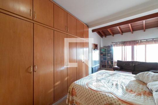 Quarto 1 de casa à venda com 3 quartos, 600m² em Ipanema, Porto Alegre