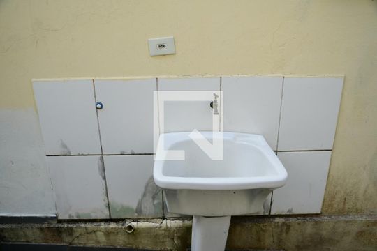 Área de Serviço de casa de condomínio para alugar com 3 quartos, 240m² em Bairro Nakamura Park, Cotia