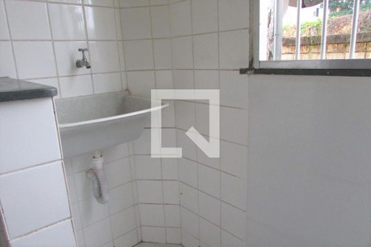 Área de Serviço de apartamento para alugar com 2 quartos, 45m² em Campo Grande, Rio de Janeiro