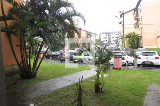 Vista da Sala de apartamento para alugar com 2 quartos, 45m² em Campo Grande, Rio de Janeiro