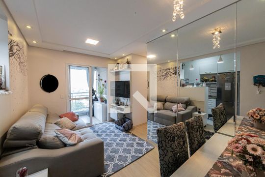 Apartamento à venda com 2 quartos, 57m² em Vila Oratório, São Paulo