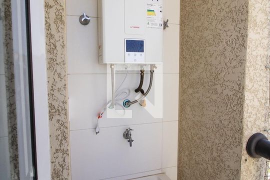 Área de Serviço de apartamento para alugar com 2 quartos, 36m² em Jardim Adutora, São Paulo