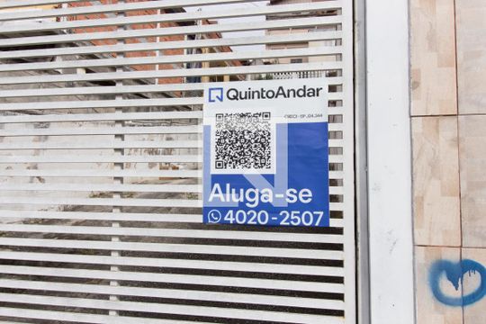 Fachada de casa à venda com 3 quartos, 120m² em Vila Buenos Aires, São Paulo