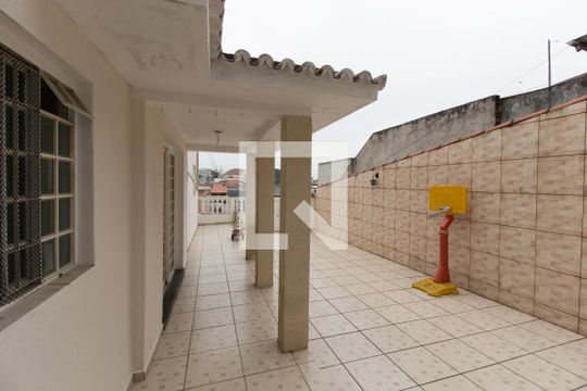 Quintal de casa à venda com 3 quartos, 120m² em Vila Buenos Aires, São Paulo