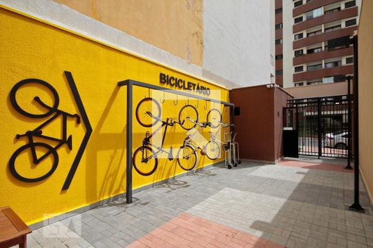 Bicicletário de apartamento para alugar com 1 quarto, 30m² em Consolação, São Paulo