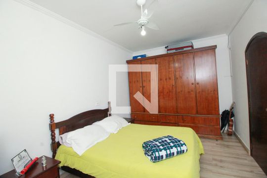 Quarto  de casa à venda com 3 quartos, 150m² em Vila Homero Thon, Santo André