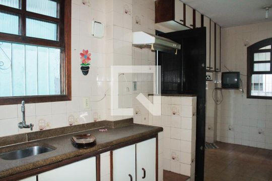 Cozinha 1 de casa à venda com 5 quartos, 360m² em Higienópolis, Rio de Janeiro
