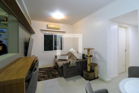 Sala de Estar de apartamento à venda com 2 quartos, 58m² em Marechal Rondon, Canoas