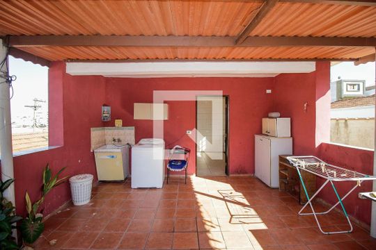 Área de Serviço de casa para alugar com 2 quartos, 100m² em São Lucas, São Paulo