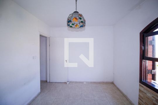 Quarto 1 de casa para alugar com 2 quartos, 100m² em São Lucas, São Paulo