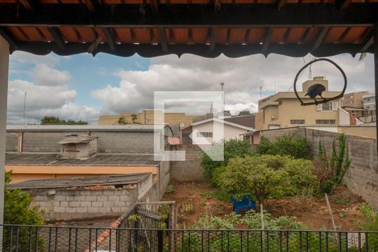 Vista do Quarto 3 de casa para alugar com 4 quartos, 480m² em Vila Santa Terezinha, Várzea Paulista