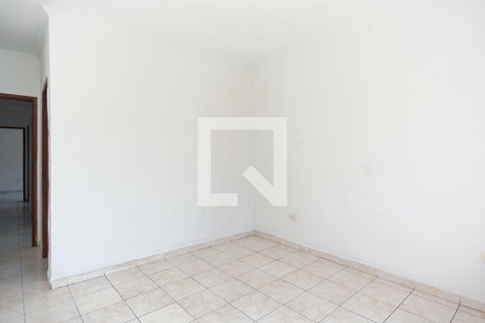 Suíte de casa à venda com 3 quartos, 165m² em Vila Pereira Cerca, São Paulo