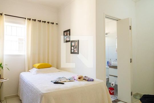 Quarto de casa à venda com 3 quartos, 175m² em Cambuci, São Paulo