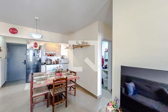 Sala de apartamento à venda com 3 quartos, 65m² em Vila Carrão, São Paulo