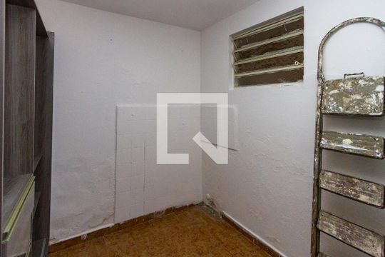 Quarto de Serviço de casa à venda com 3 quartos, 181m² em Chácara Japonesa, São Paulo
