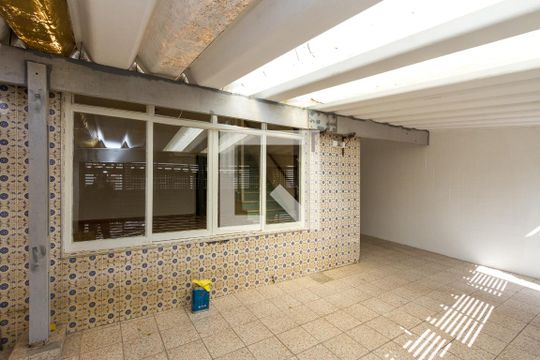 Garagem de casa à venda com 3 quartos, 181m² em Chácara Japonesa, São Paulo
