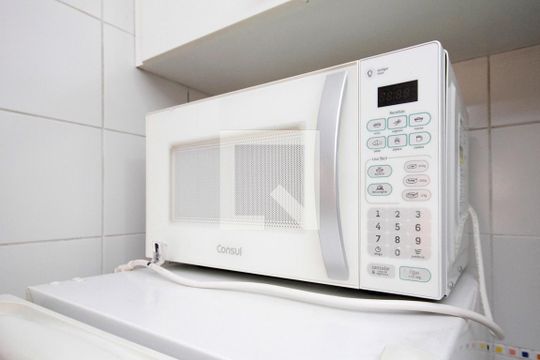 Cozinha de apartamento à venda com 1 quarto, 29m² em Jardim Paulista, São Paulo