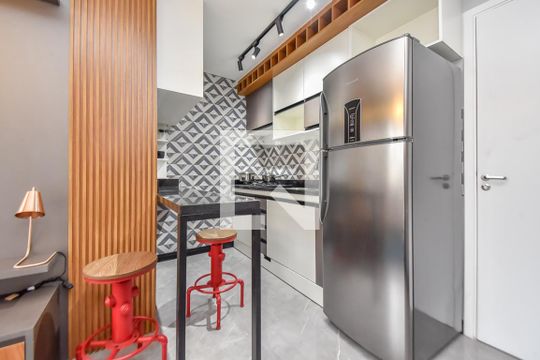 Cozinha de apartamento à venda com 1 quarto, 26m² em Vila Buarque, São Paulo