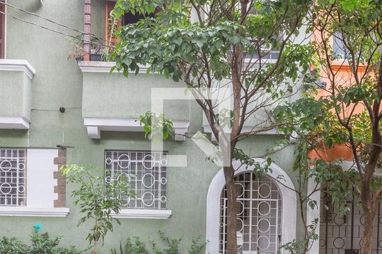 Fachada de casa à venda com 4 quartos, 140m² em Campos Elíseos, São Paulo