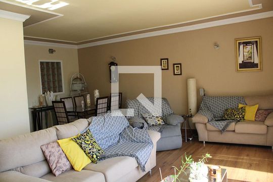 Sala de casa à venda com 3 quartos, 370m² em Centro, Diadema