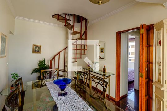 Sala de apartamento à venda com 3 quartos, 127m² em Liberdade, São Paulo
