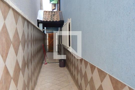 Quintal de casa para alugar com 4 quartos, 479m² em Penha de França, São Paulo